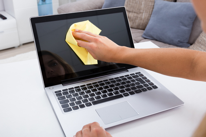 Khi nào cần vệ sinh laptop?