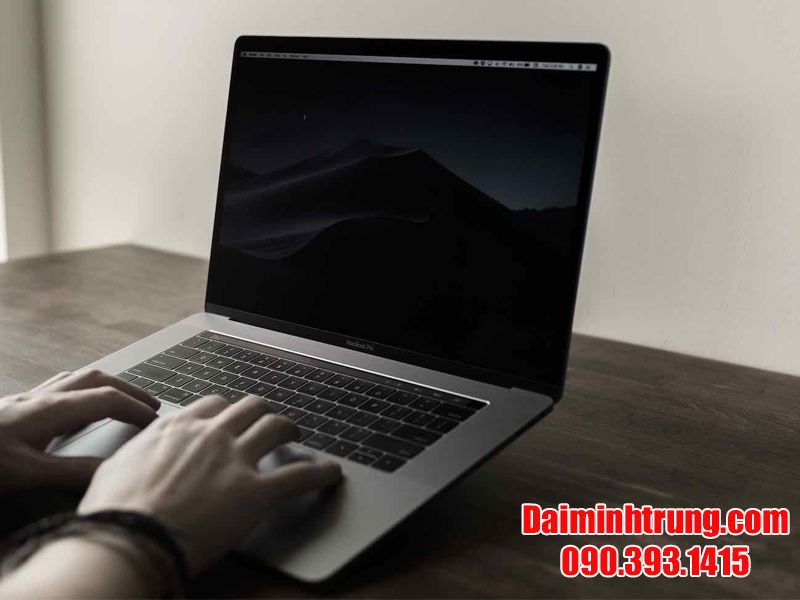 do laptop hoat dong qua cong suat